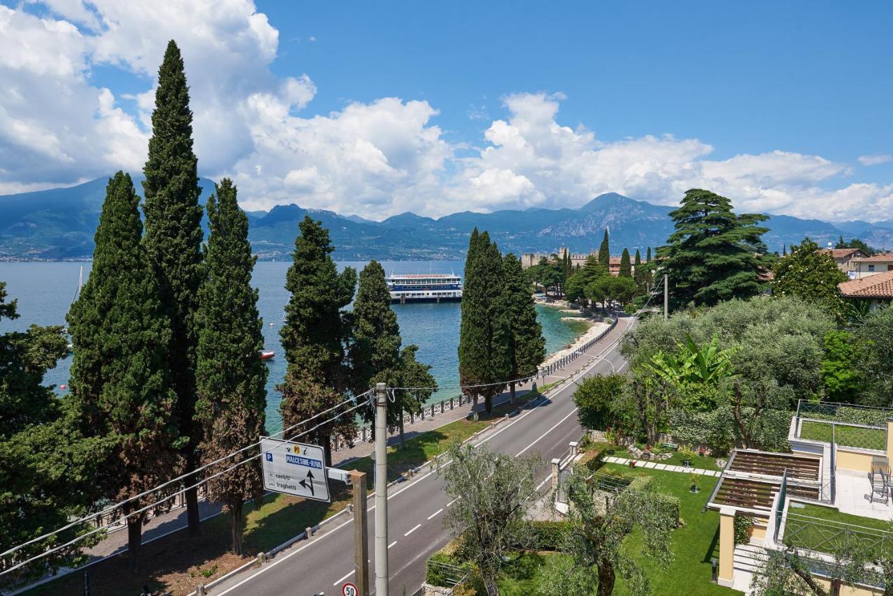 Hotel Benacus Torri Del Benaco Exterior foto